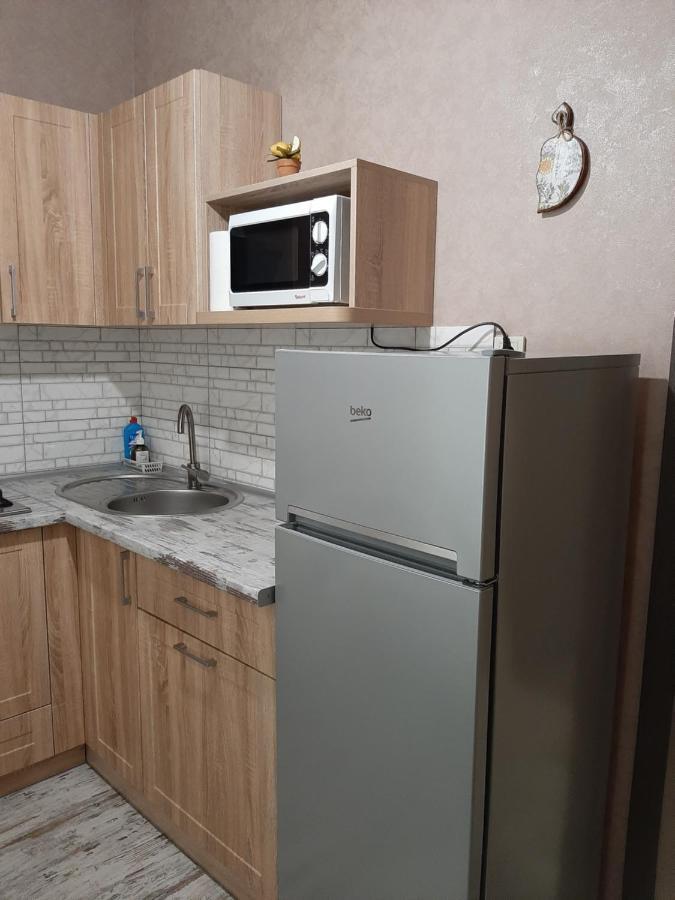 1 Stop From Railway Station Apartment Kiev Exterior photo